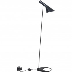 Arne Jacobsen Næbbet sort gulvlampe 2010'erne
