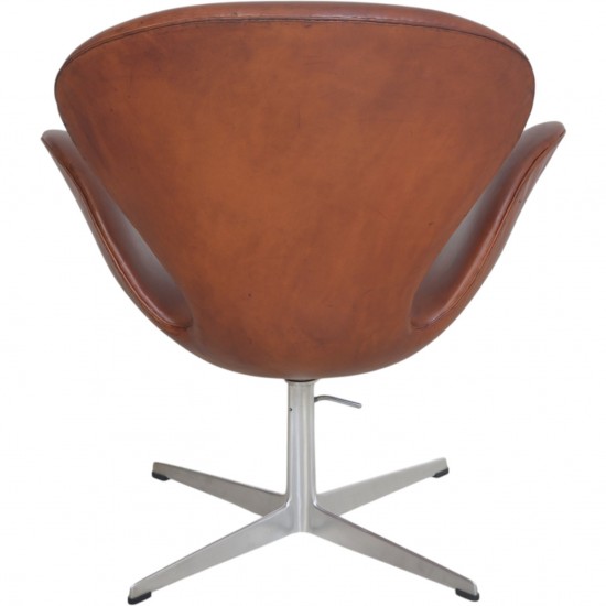 Arne Jacobsen vintage svane stol i patineret læder 1969