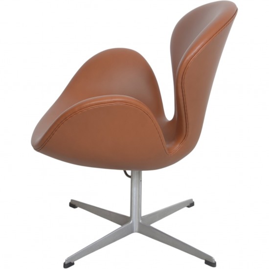 Arne Jacobsen Vintage Svane stol nybetrukket med valnød klassisk læder 1960'erne