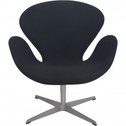 Arne Jacobsen Svane stol i sort Hallingdal stof 2006