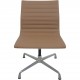 Sæt af 4 Charles Eames EA103 stole i beige læder 2019