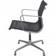 Charles Eames EA108 stol i sort mesh 2011