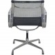 Charles Eames EA108 stol i sort mesh 2011