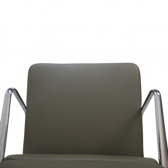 Charles Eames EA208 stol nybetrukket med grønt læder 2006