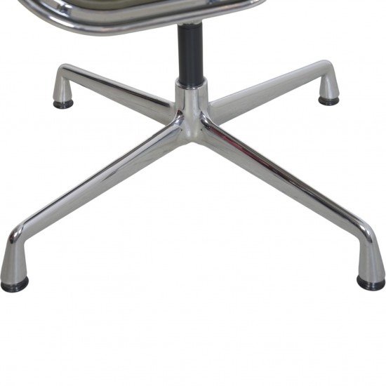 Charles Eames EA208 stol nybetrukket med grønt læder 2006