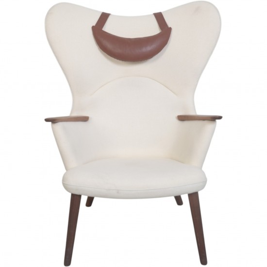 Hans Wegner Mama Bear stol i Hallingdal 100 Stof 2024
