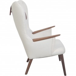 Hans Wegner Mama Bear stol i Hallingdal 100 Stof 2024