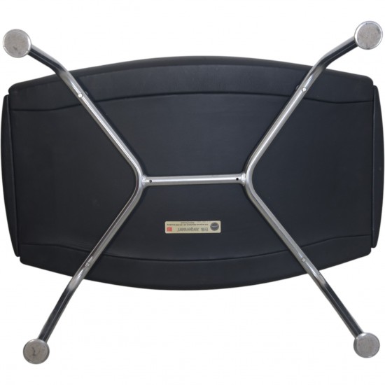 Hans Wegner Ox chair med skammel i sort læder 2001