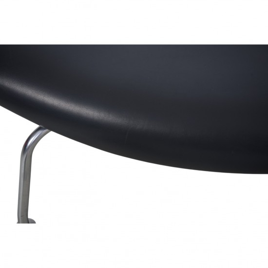 Hans Wegner Ox chair med skammel i sort læder 1990'erne