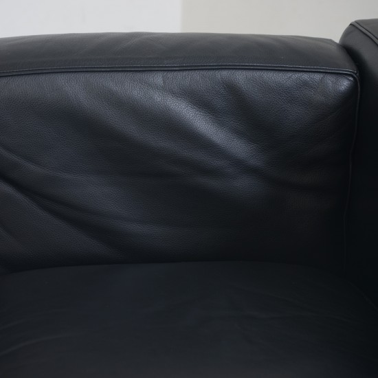 Le Corbusier LC2 3-personers sofa i sort læder 2000'erne