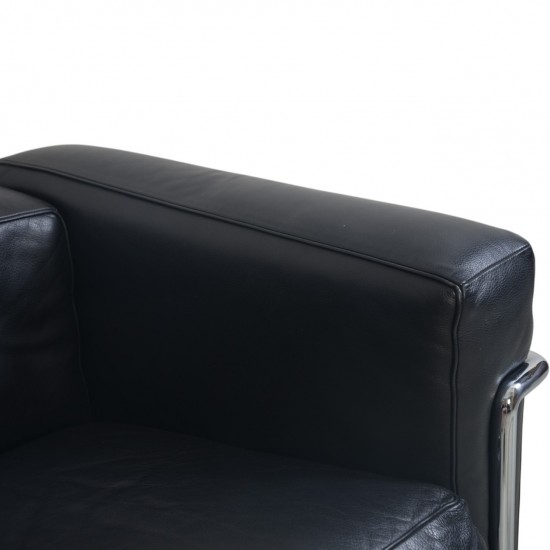 Le Corbusier LC2 3-personers sofa i sort læder 2000'erne