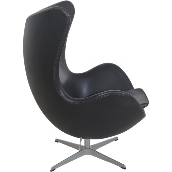 Arne Jacobsen Ægget stol i sort elegance læder 2017