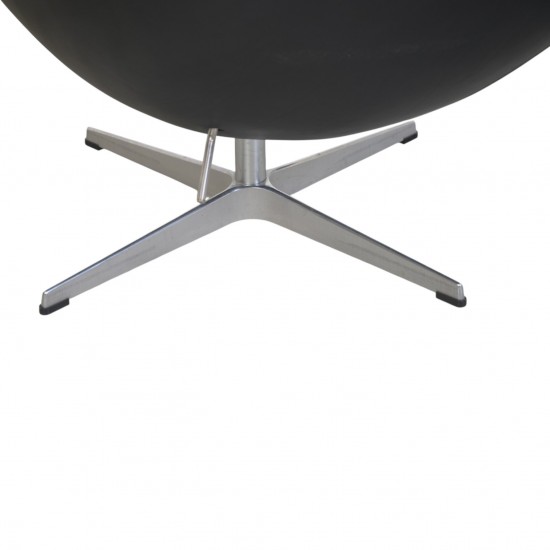 Arne Jacobsen Ægget stol i sort elegance læder 2017