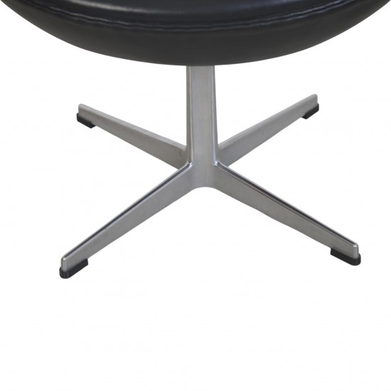 Arne Jacobsen Ægget skammel i sort elegance læder 2017