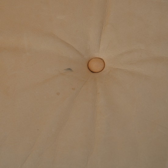 Børge Mogensen Spoke-back sofa in natural leather 1983