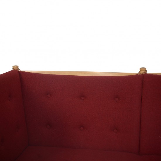 Børge Mogensen Spoke-back sofa in red fabric 1973