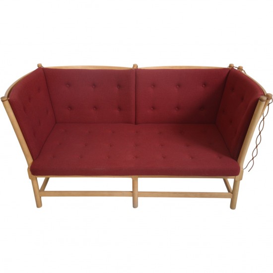 Børge Mogensen Spoke-back sofa in red fabric 1973