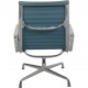 Charles Eames EA116 loungestol i blåt hopsack stof 1980'erne