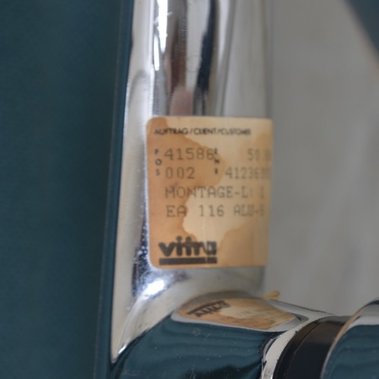 Charles Eames EA116 loungestol i blåt hopsack stof 1980'erne