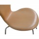 Sæt af 8 Arne Jacobsen Syver stole i lys anilin læder 2000'erne