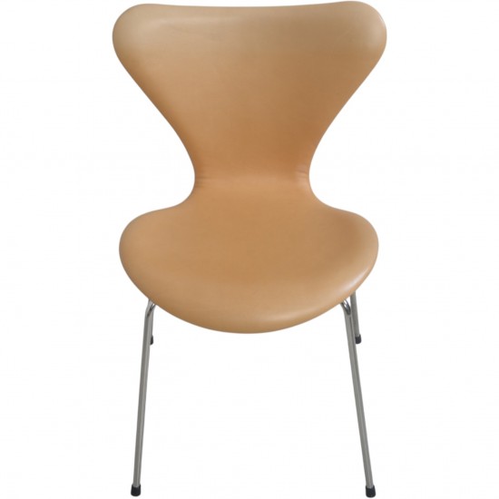 Sæt af 8 Arne Jacobsen Syver stole i lys anilin læder 2000'erne
