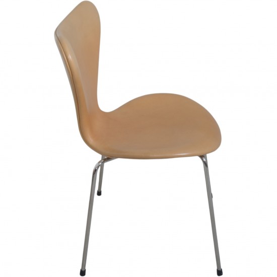 Sæt af 8 Arne Jacobsen Syver stole i lys anilin læder 2000'erne