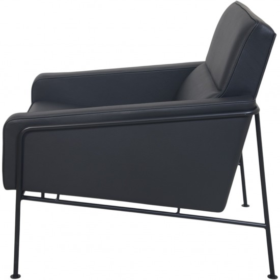 Arne Jacobsen 3301 lufthavnsstol nybetrukket med sort læder 1990'erne