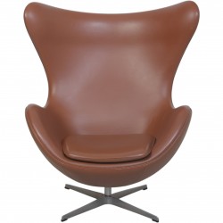 Arne Jacobsen Ægget stol i cognac læder 1995