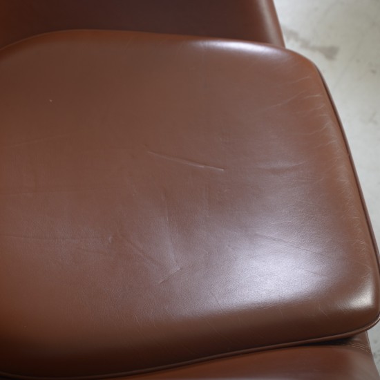 Arne Jacobsen Ægget stol i cognac læder 1995
