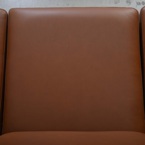 Hans Wegner GE290 3-personers sofa af eg og valnød med anilin læder 1990'erne