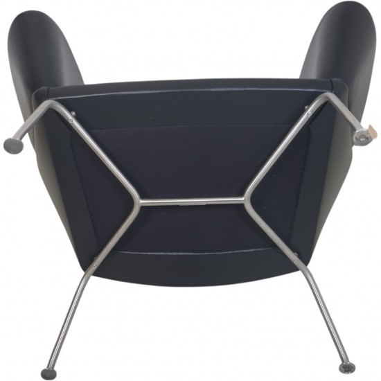 Hans Wegner CH468 Oculus chair reupholstered in black classic leather