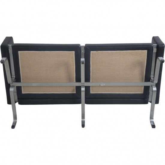 Poul Kjærholm PK31 2.personers sofa i sort aura læder 1988