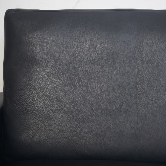 Poul Kjærholm PK31 2.personers sofa i sort aura læder 1988