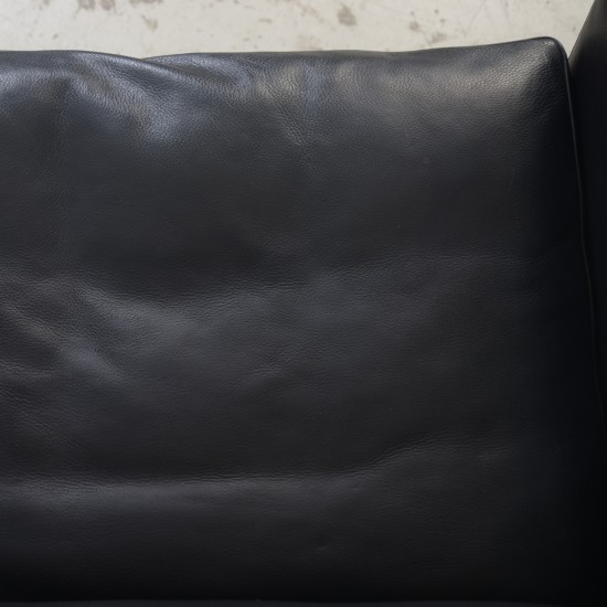 Poul Kjærholm PK31 2.personers sofa i sort aura læder 1988