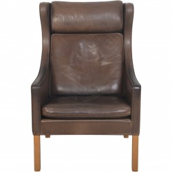Børge Mogensen 2204 øreklapstol i brunt anilin læder med skammel 2003