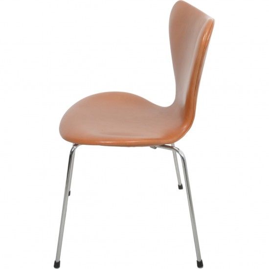 Sæt af 2 Arne Jacobsen Syver stole i cognac anilin læder 2000'erne