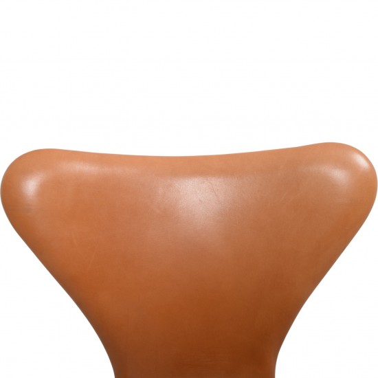 Sæt af 2 Arne Jacobsen Syver stole i cognac anilin læder 2000'erne