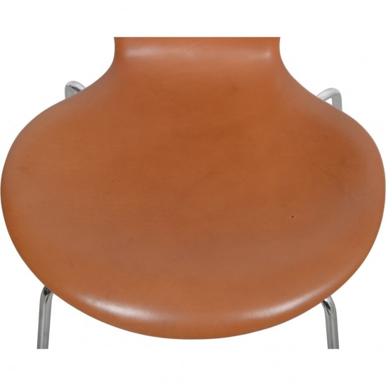 Sæt af 2 Arne Jacobsen Syver stole i cognac anilin læder 2000'erne