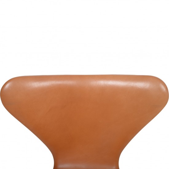 Sæt af 2 Arne Jacobsen Syver stole i cognac anilin læder 2000'erne