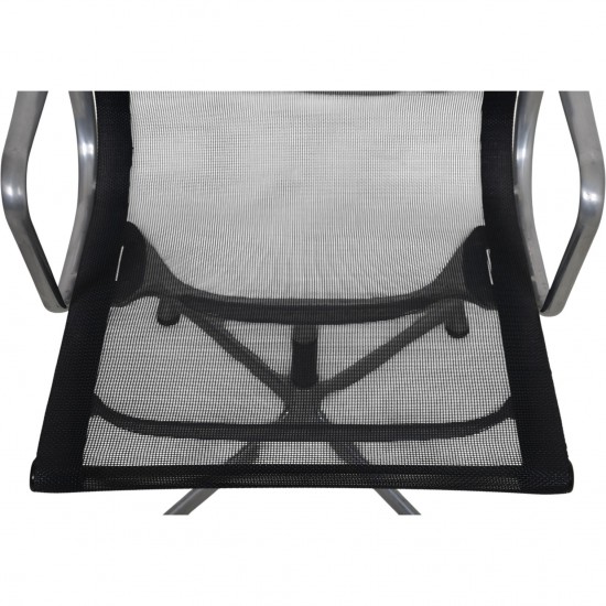 Charles Eames EA108 alu stol i sort net 2006