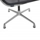 Charles Eames EA101 stol i sort mesh 2011
