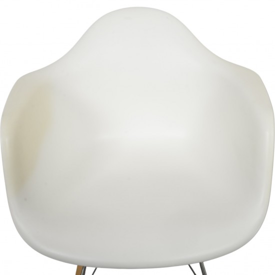 Charles Eames hvid DAW gyngestol 2009