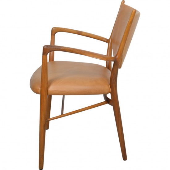 Finn Juhl NV46 armstol i valnød 1950'erne