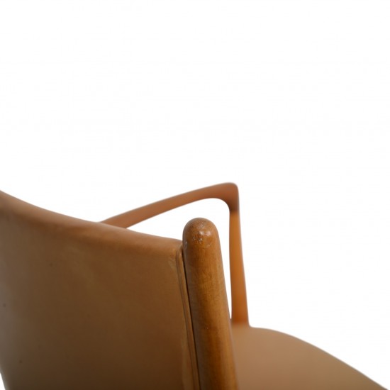 Finn Juhl NV46 armstol i valnød 1950'erne