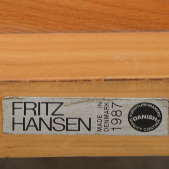 Hans Wegner Kina stol i kirsebærtræ 1987