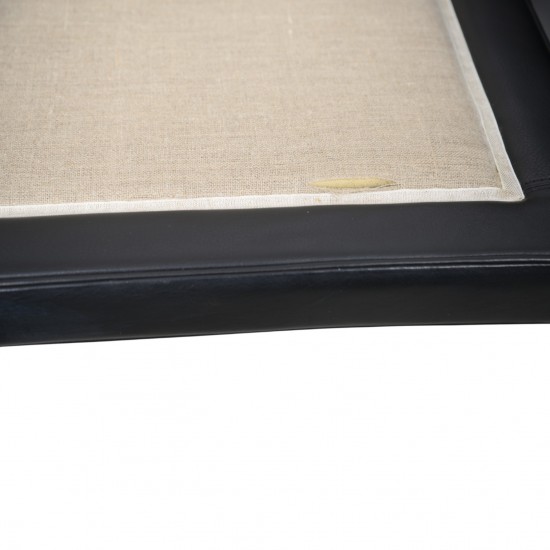 Poul Kjærholm PK31 loungestol i sort Aura læder 1986