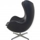 Arne Jacobsen Ægget stol i sort Elegance læder 2017