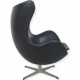 Arne Jacobsen Ægget stol i sort Elegance læder 2017
