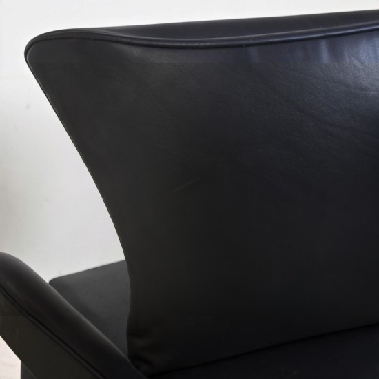 Arne Jacobsen Ægget stol i sort Elegance læder 2017