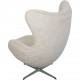 Arne Jacobsen Ægget stol betrukket med Lammeskind